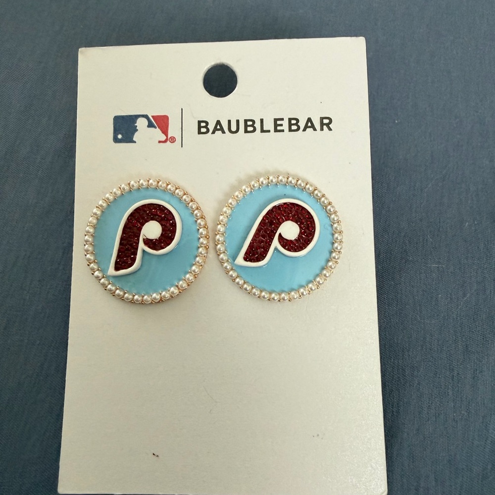 NWT Phillies Stud Earrings